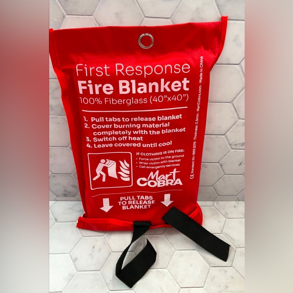 Mart Cobra Emergency Fire Blanket - Fiberglass Welding Blanket [NEW]